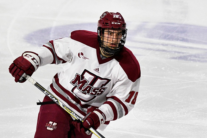 umass minutemen hockey jersey