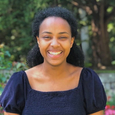 Tess Weisman ‘25
